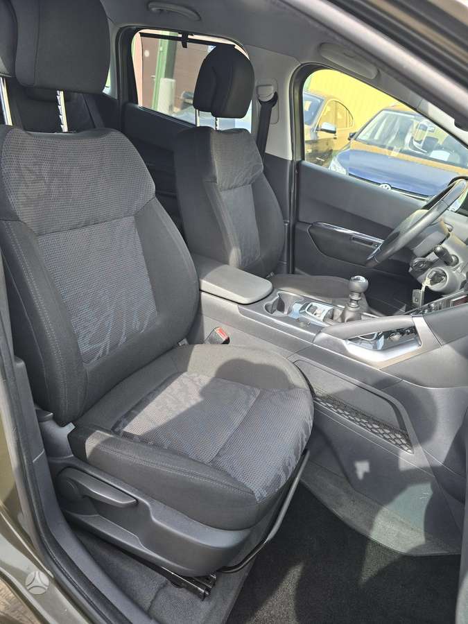 Peugeot 3008 - 10