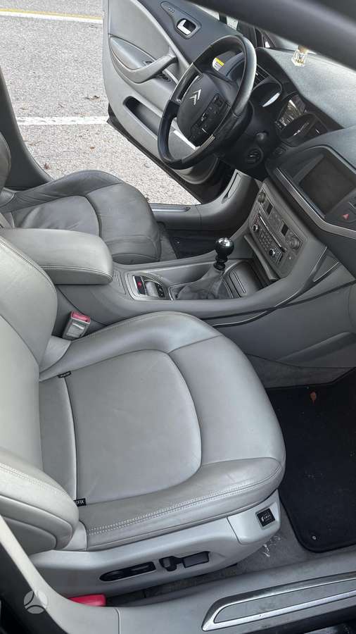 Citroen C5, 2.2 l., Седан
