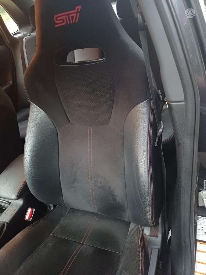 Subaru Impreza WRX - 8