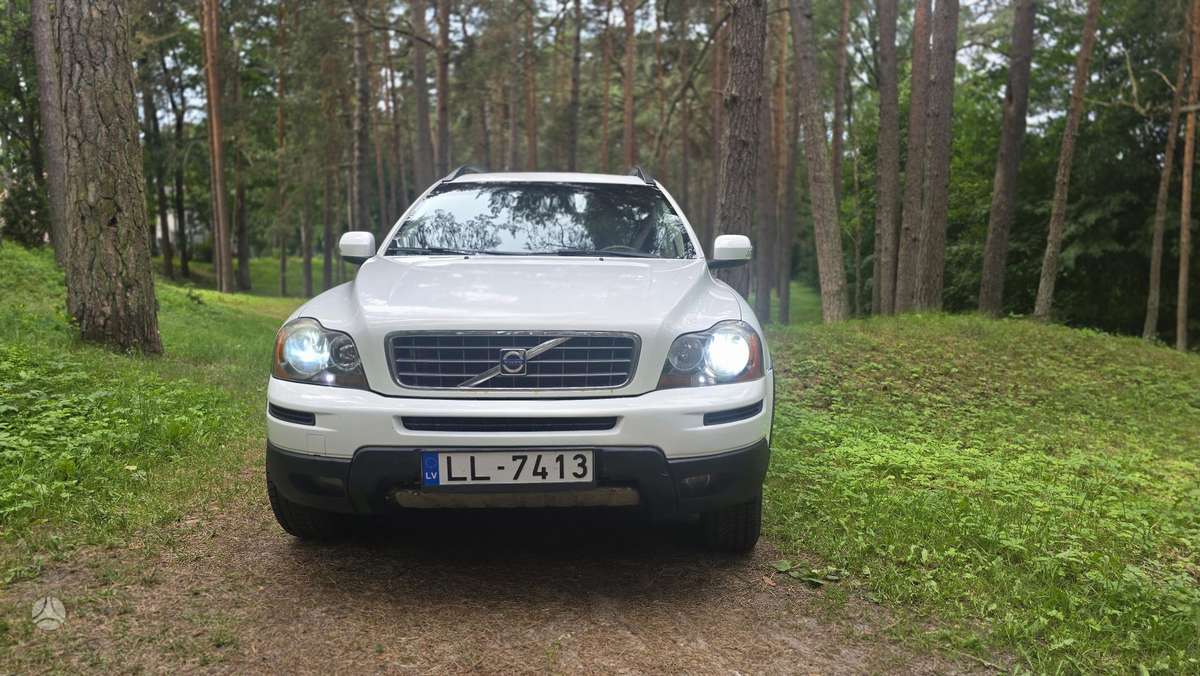 Volvo XC90 - 3