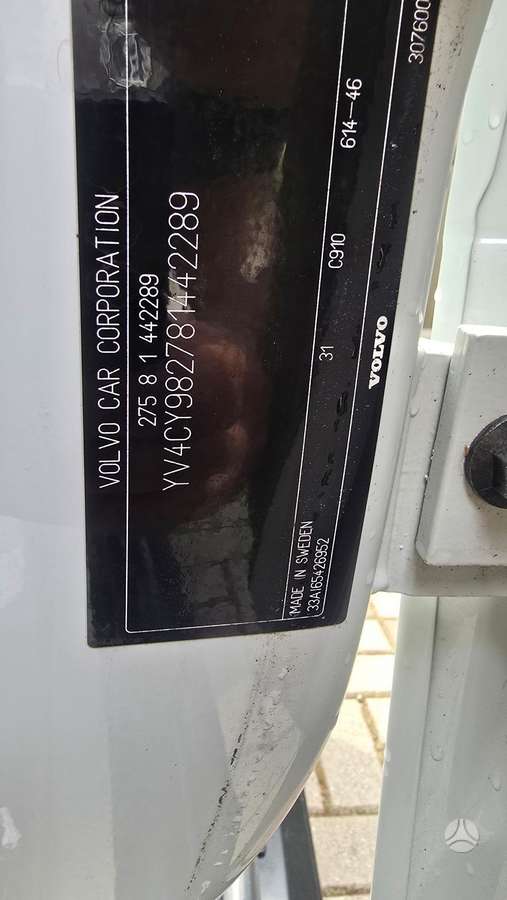 Volvo XC90, 3.2 l., off-road / crossover