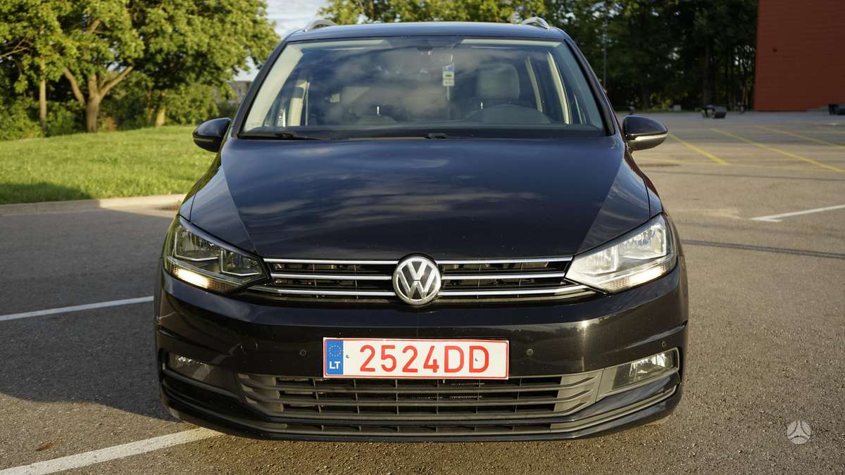 Volkswagen Touran - 2