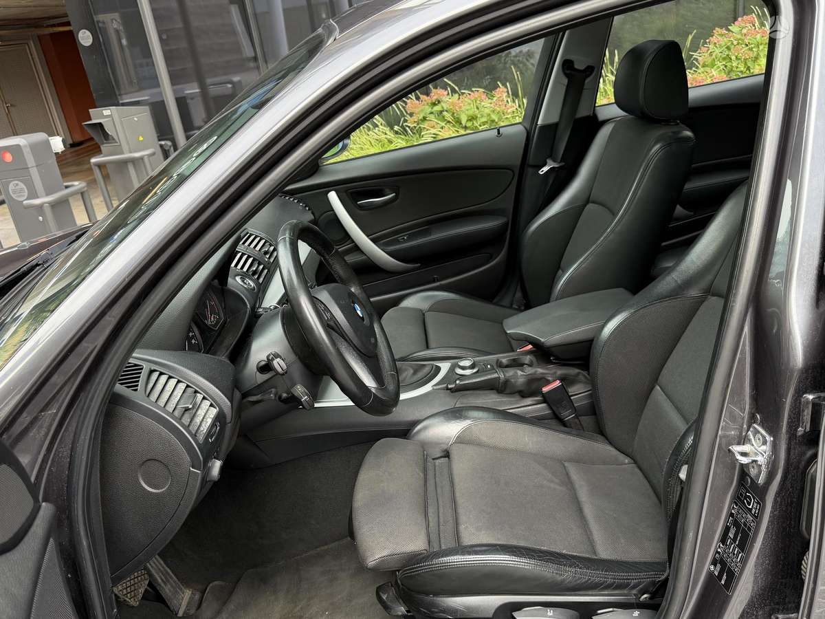 BMW 120, 2.0 l., Хэтчбек