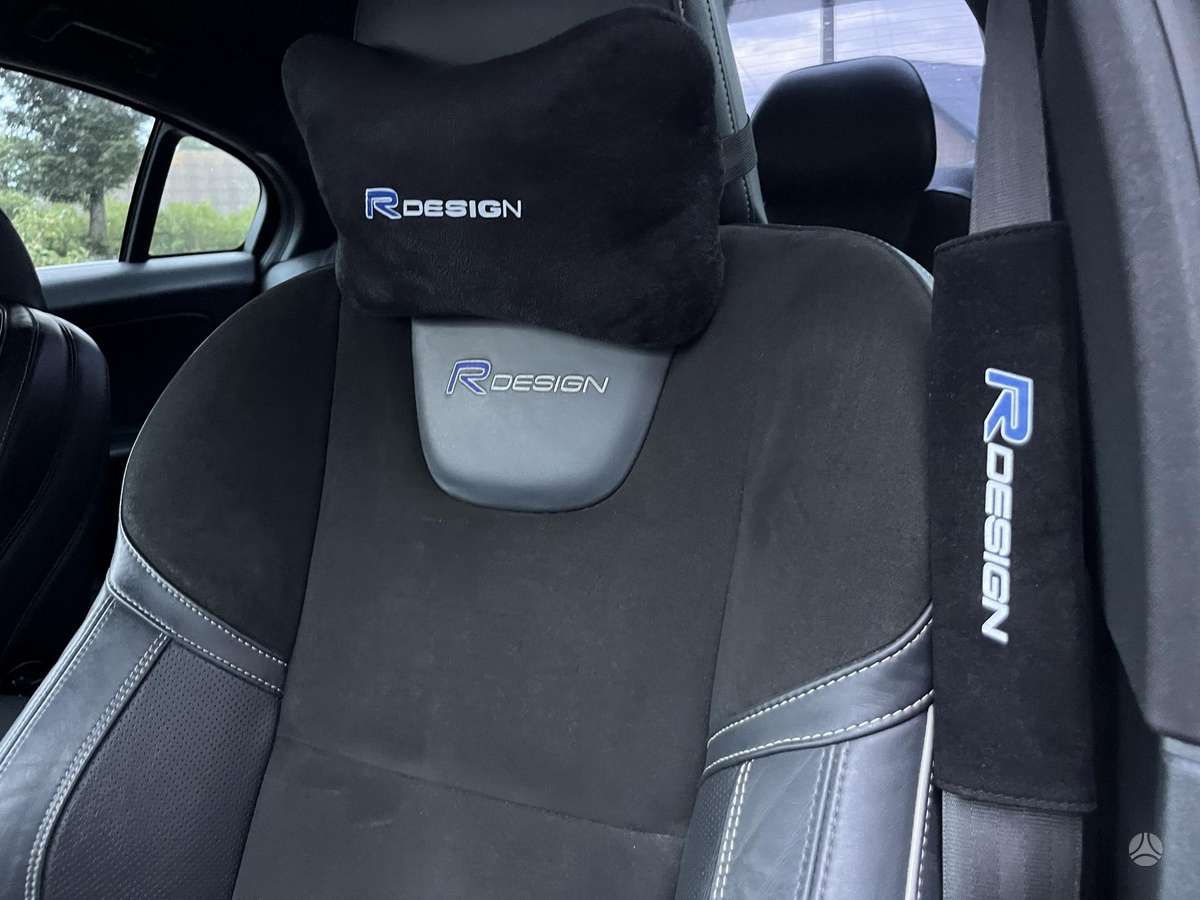 Volvo S60, 2.0 l., Седан