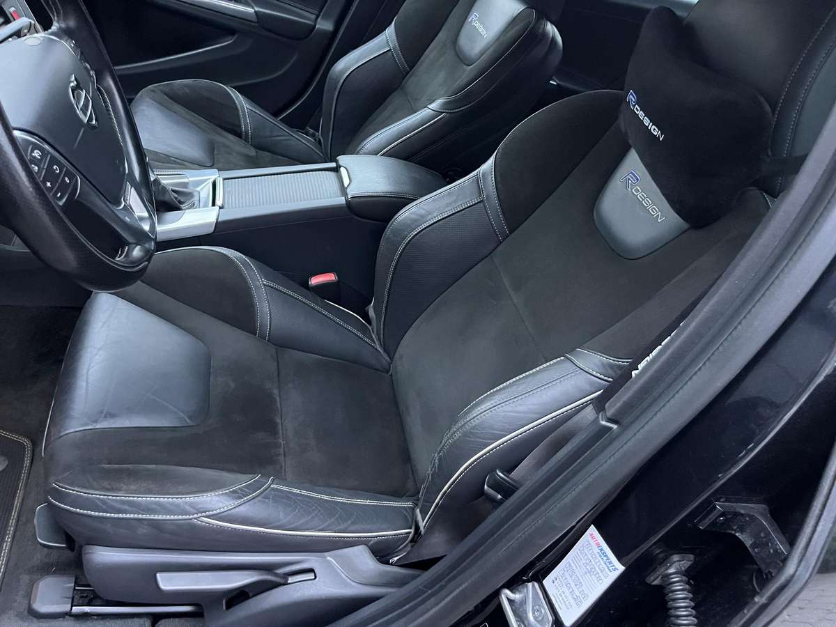 Volvo S60, 2.0 l., Седан