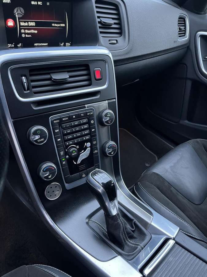 Volvo S60, 2.0 l., Седан