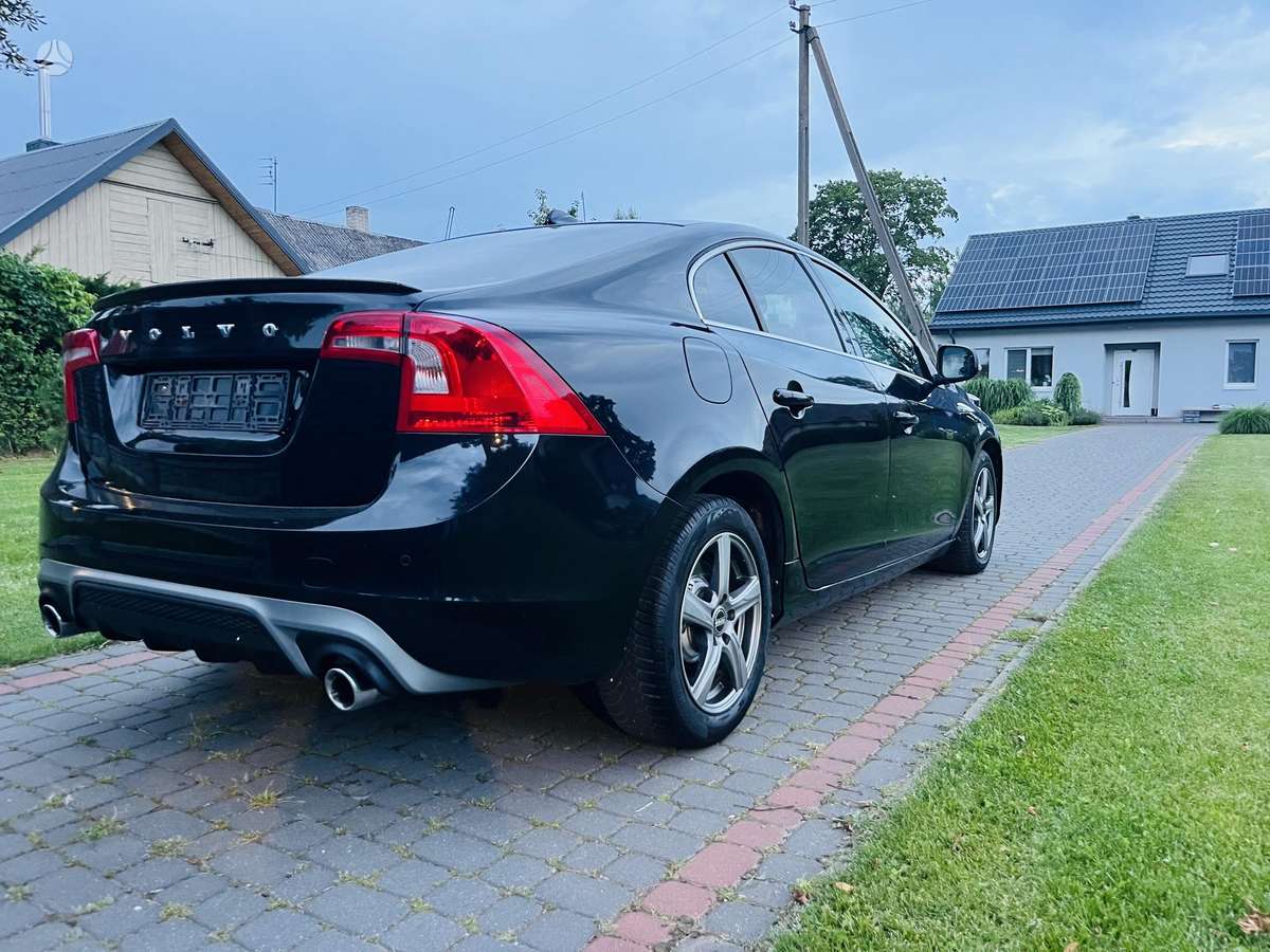 Volvo S60, 2.0 l., Седан