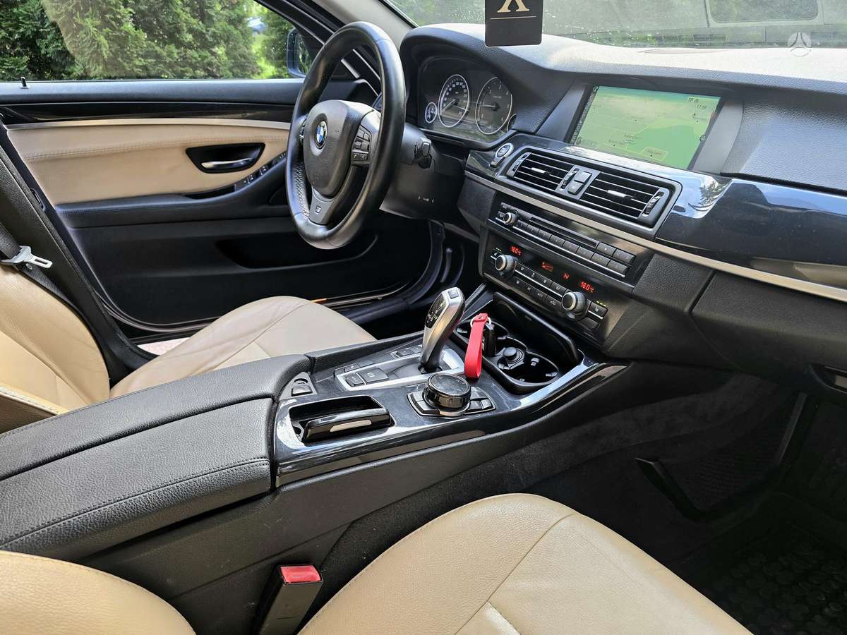 BMW 520, 2.0 l., Универсал