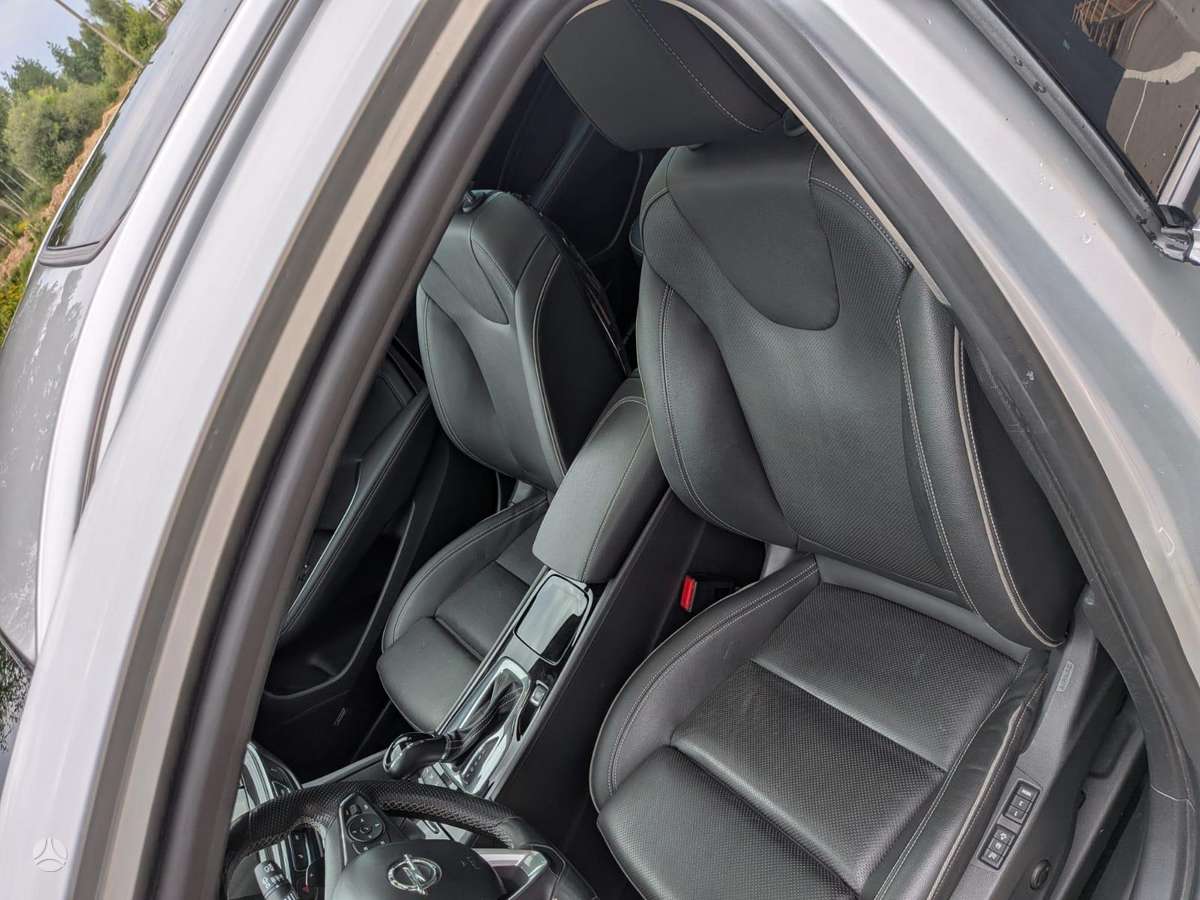 Opel Insignia, 2.0 l., Универсал