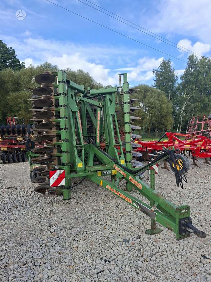 Amazone CATROS 5500, scrapers, scrubbers