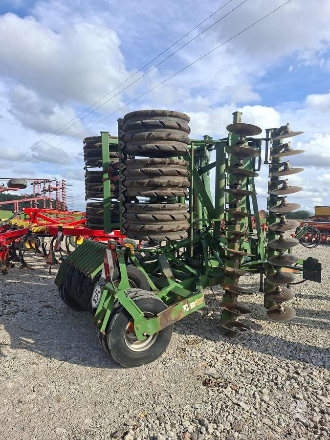 Amazone CATROS 5500, scrapers, scrubbers