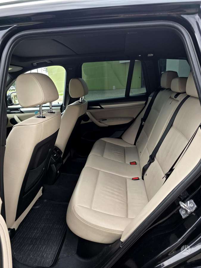 BMW X3, 2.0 l., off-road / crossover