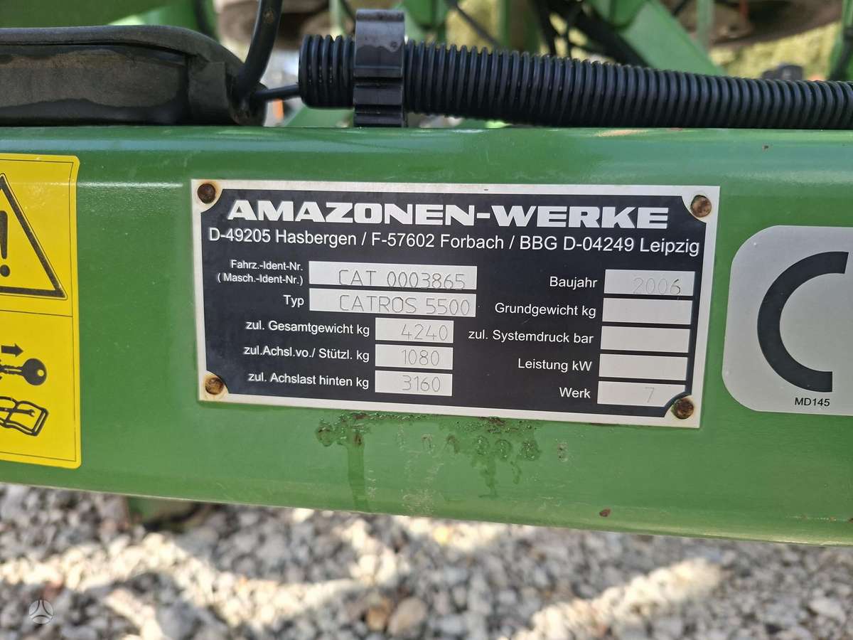 Amazone CATROS 5500, scrapers, scrubbers