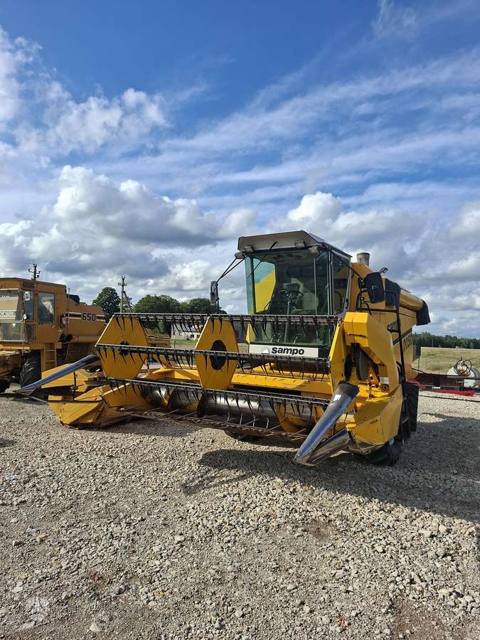 Sampo 2050, combine harvesters
