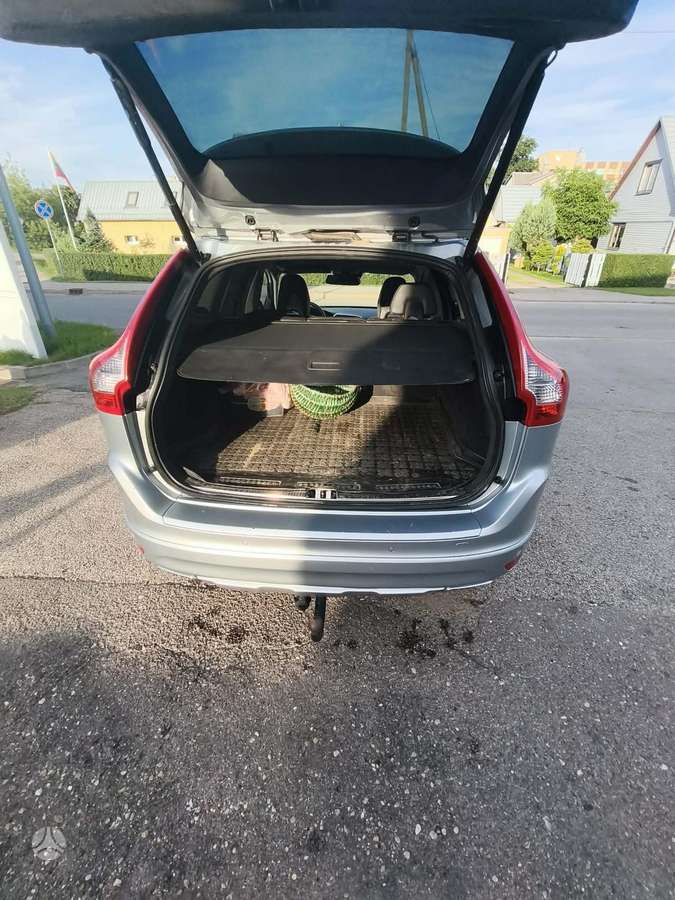 Volvo XC60, 2.4 l., Минивэн