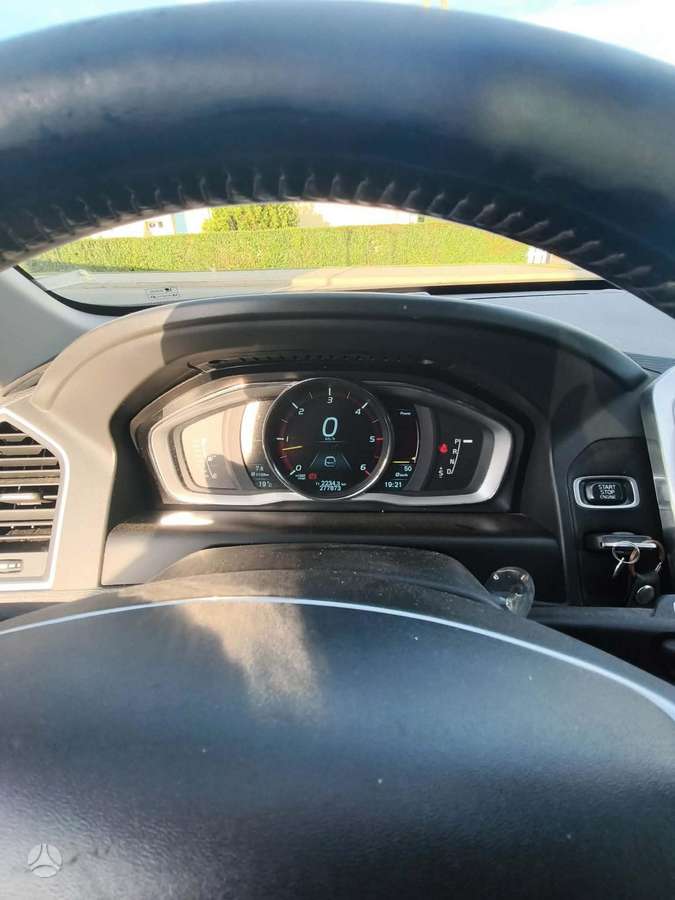 Volvo XC60, 2.4 l., Минивэн