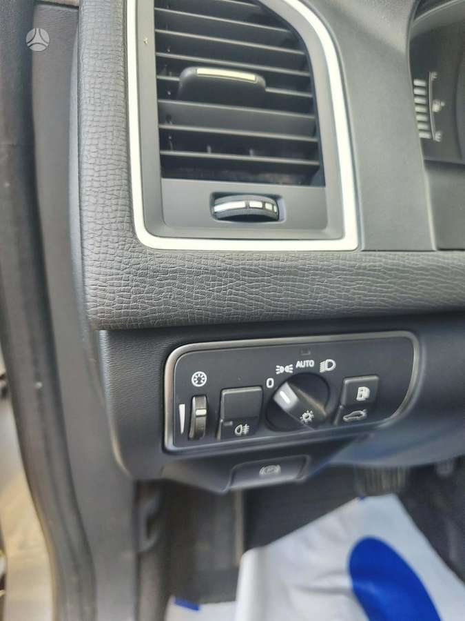 Volvo XC60 - 10