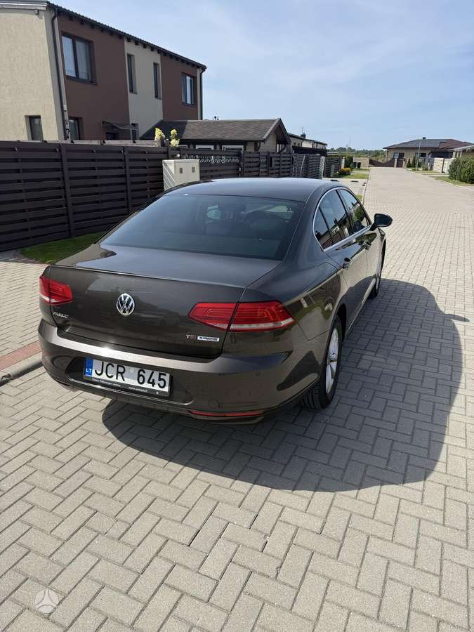 Volkswagen Passat - 3