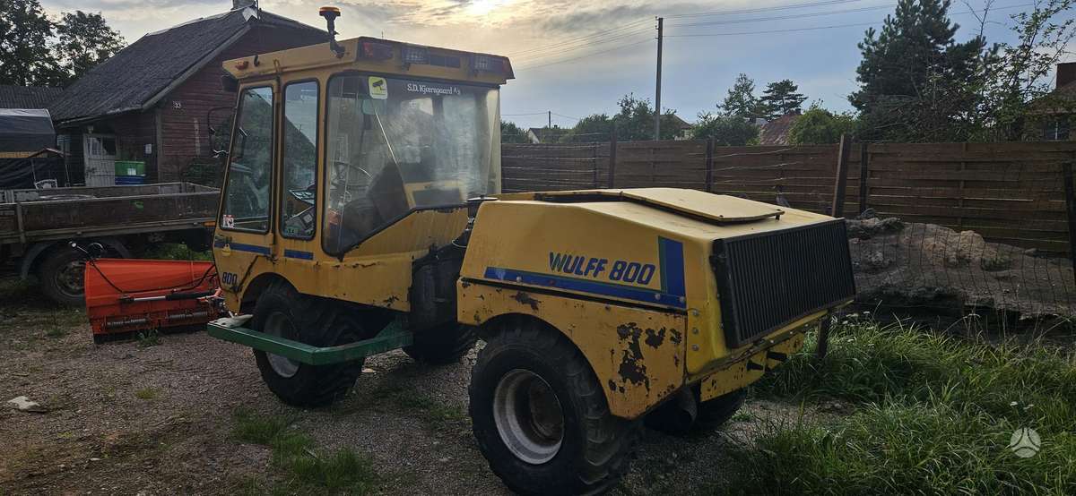 WOLF 800r, mini krautuvai