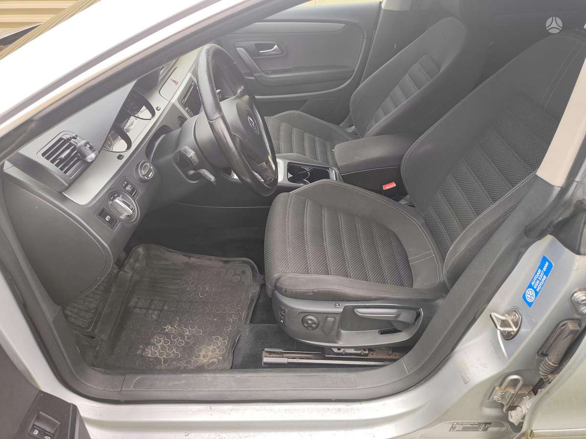 Volkswagen Passat CC - 9