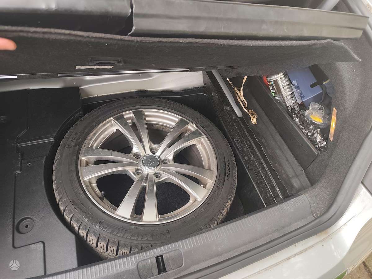 Volkswagen Passat CC - 10