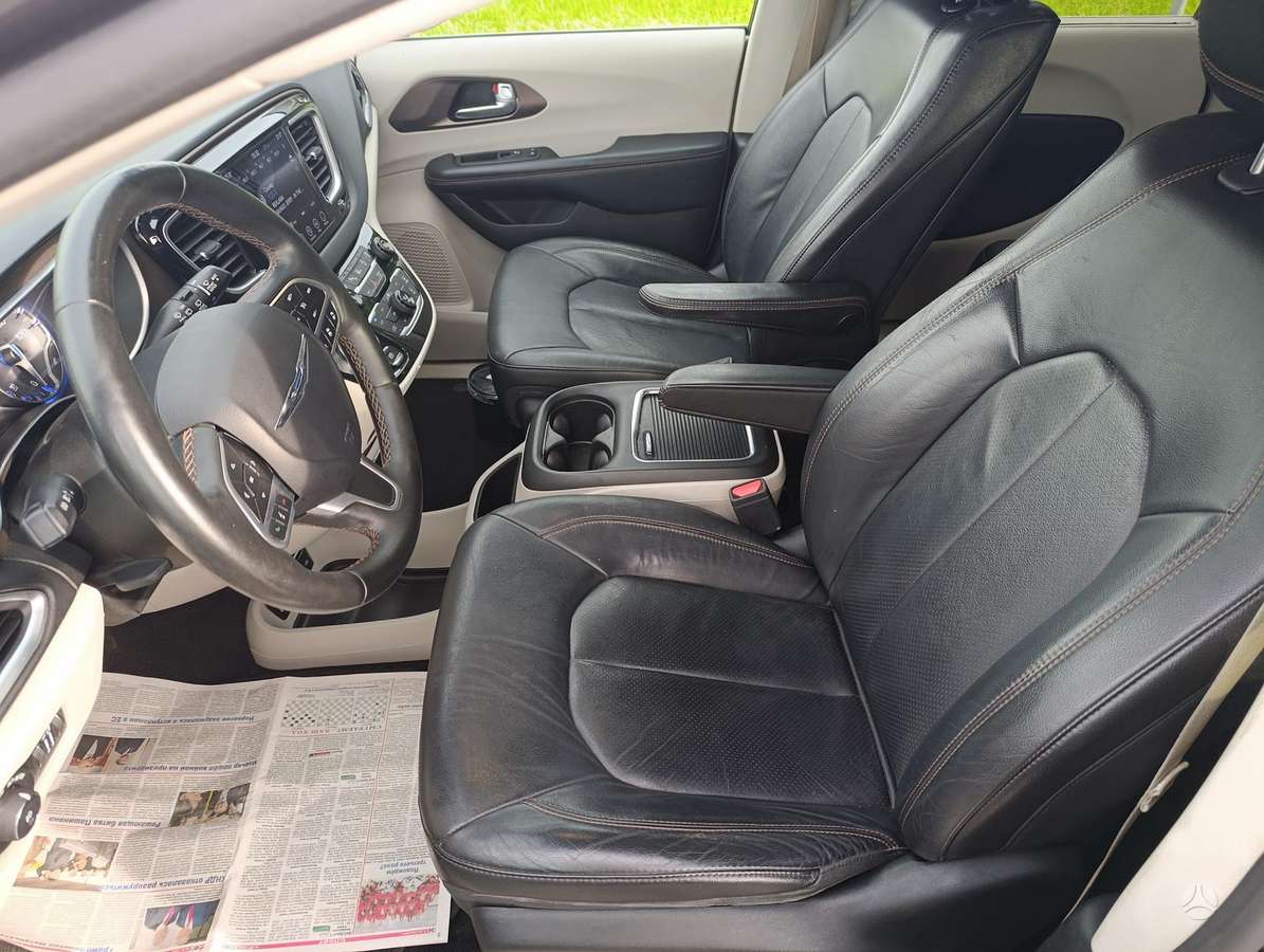 Chrysler Pacifica, 3.6 l., Минивэн
