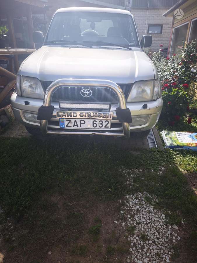 Toyota Land Cruiser - 6
