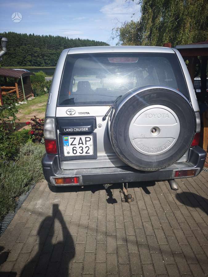 Toyota Land Cruiser - 8