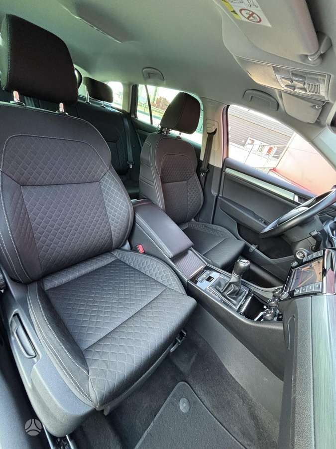 Skoda Superb, 1.6 l., Универсал