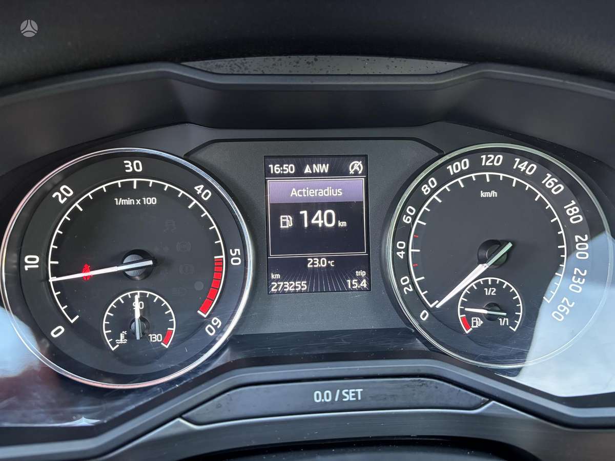 Skoda Superb, 1.6 l., Универсал