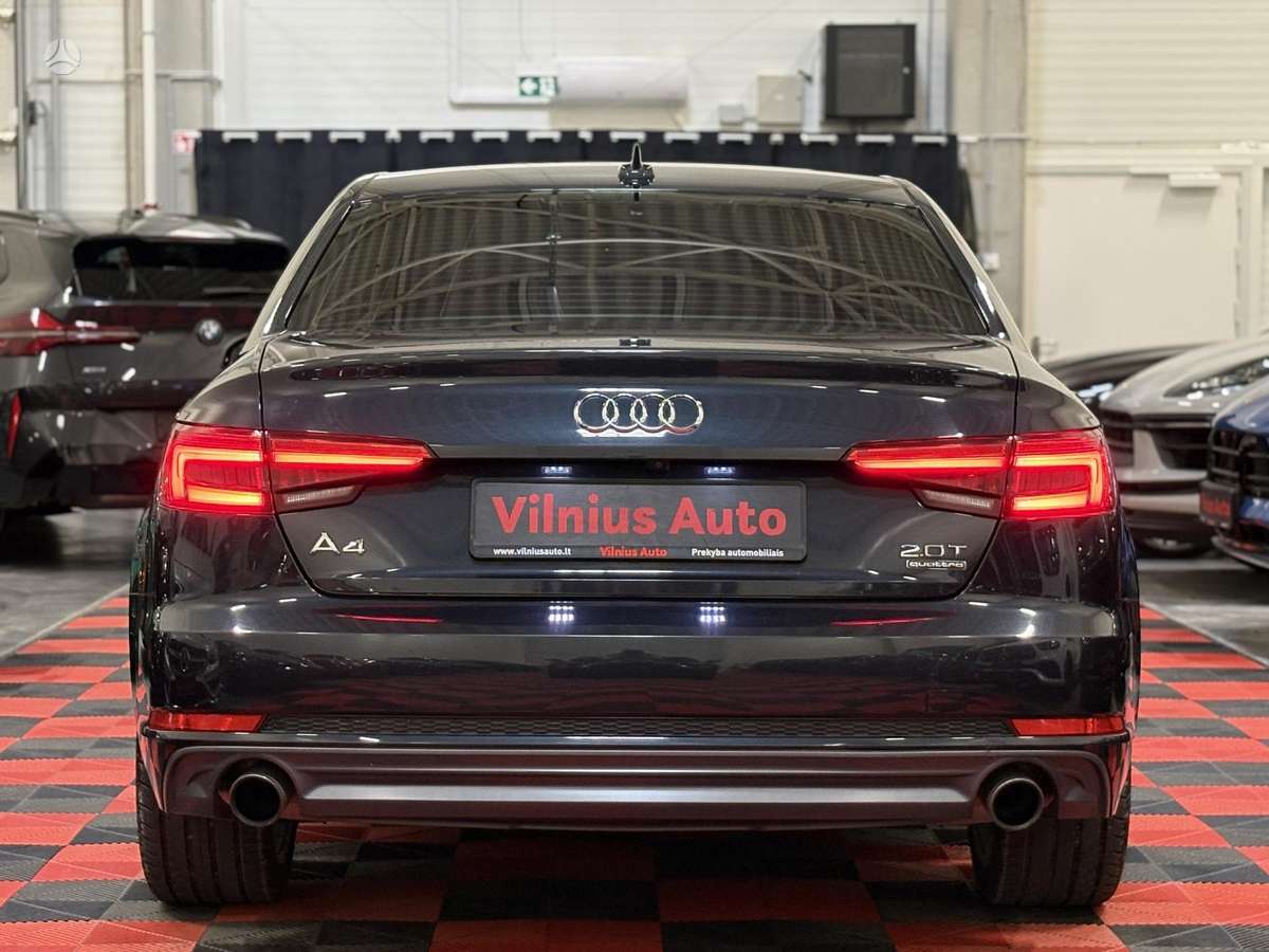 Audi A4, 2.0 l., Седан