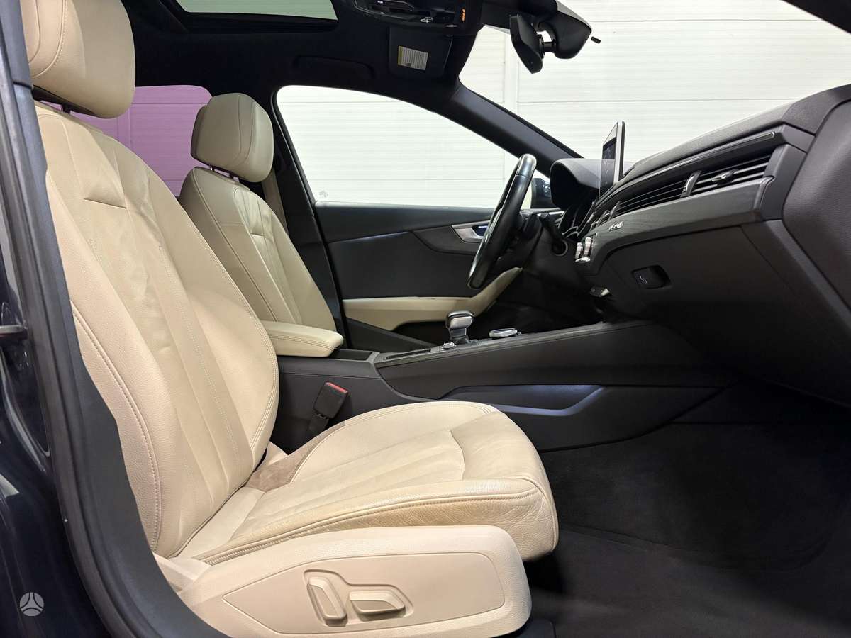 Audi A4, 2.0 l., Седан