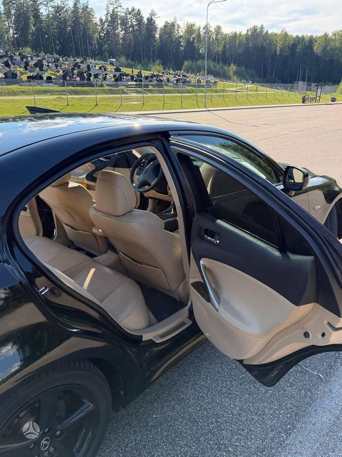 Lexus IS 250, 2.5 l., Седан