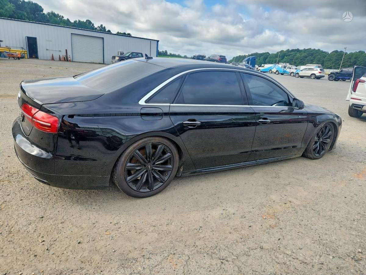Audi A8, 3.0 l., Седан