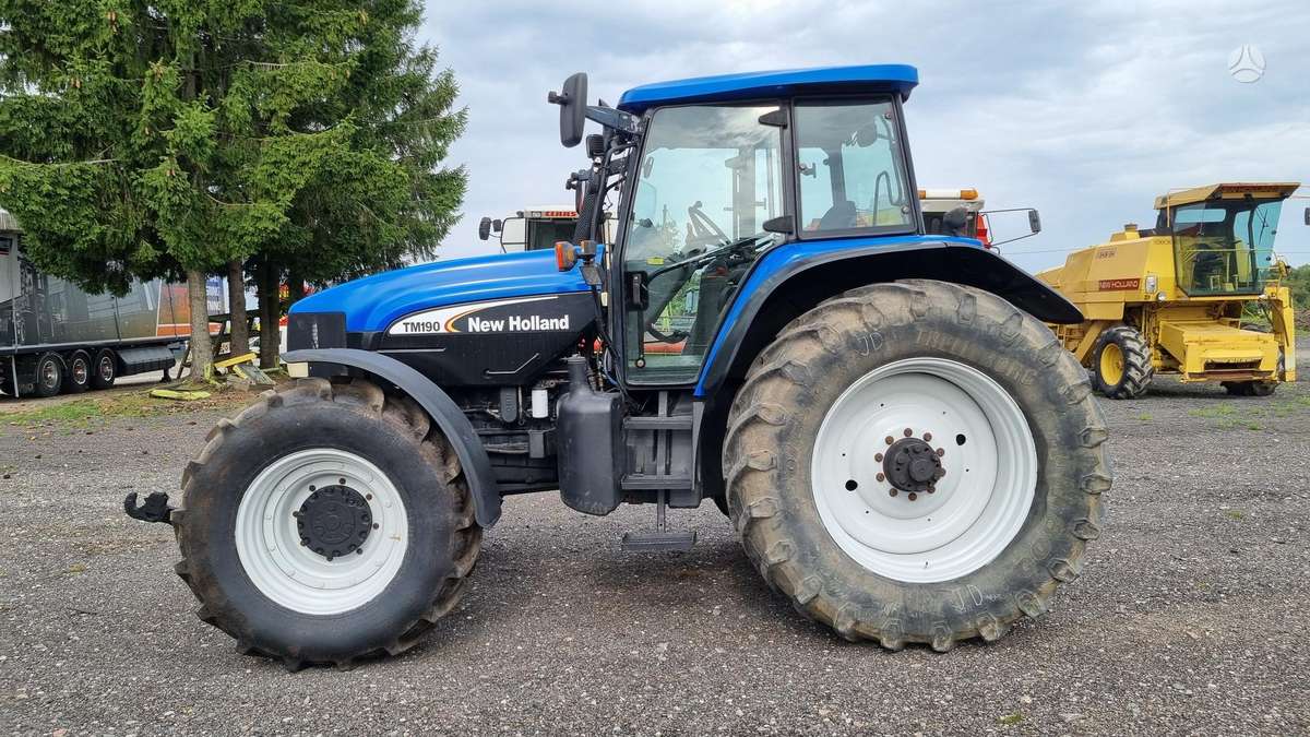 New Holland TM190, tractors