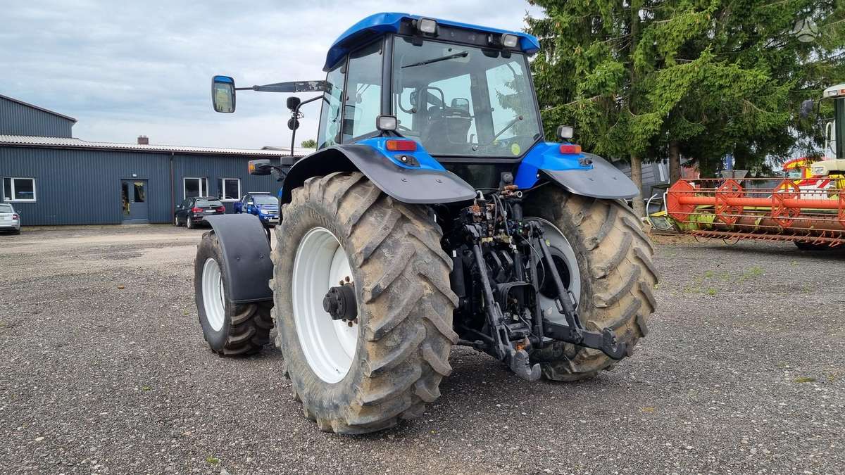 New Holland TM190, tractors