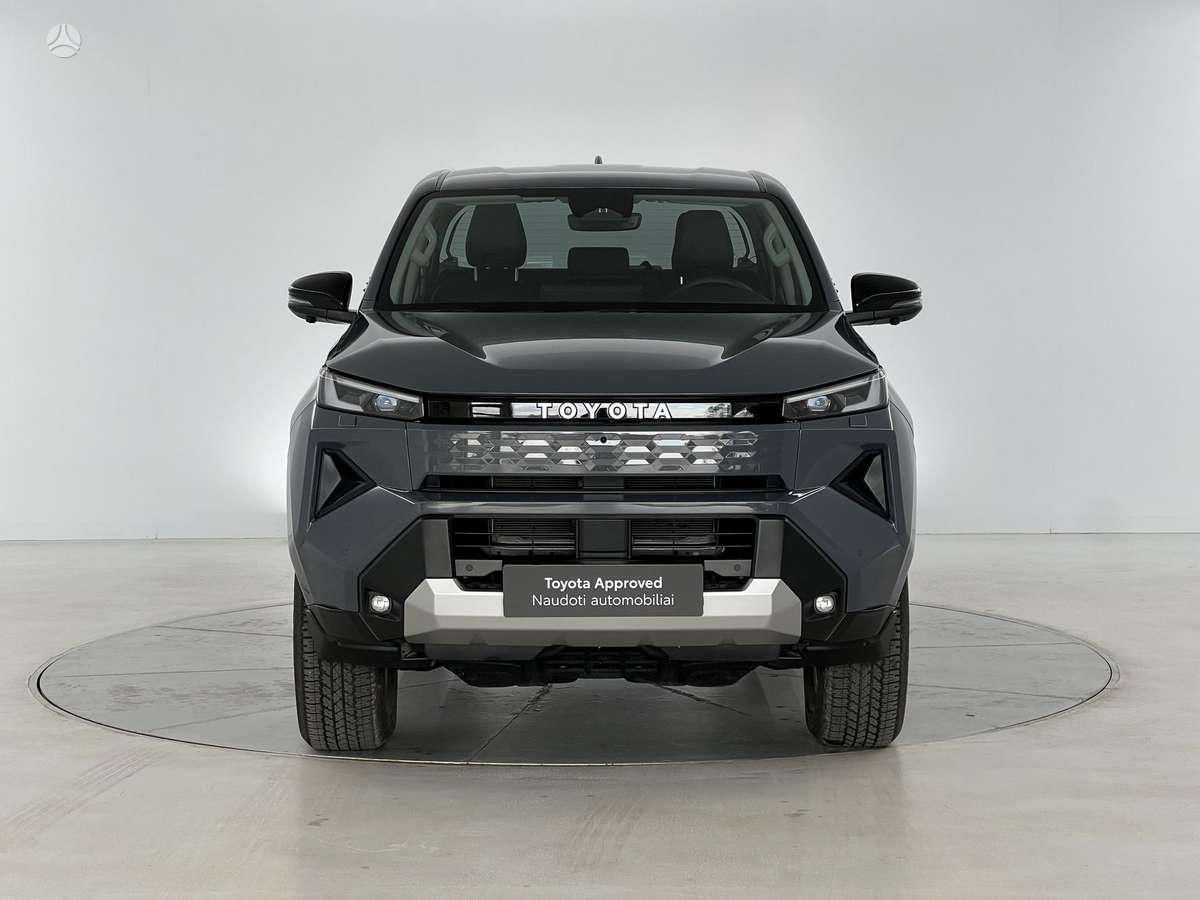 Toyota Hilux - 5