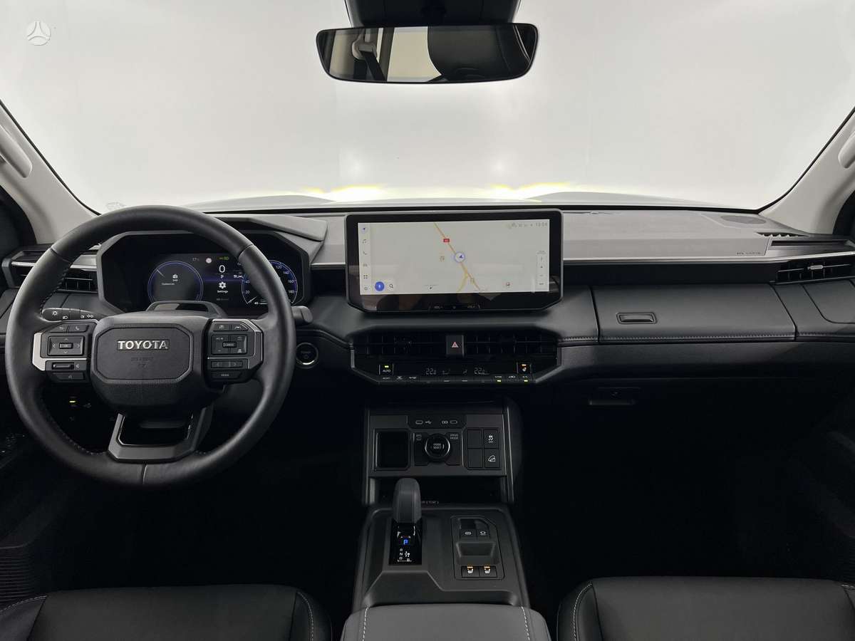 Toyota Hilux - 8