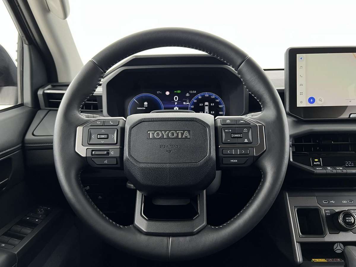 Toyota Hilux - 12