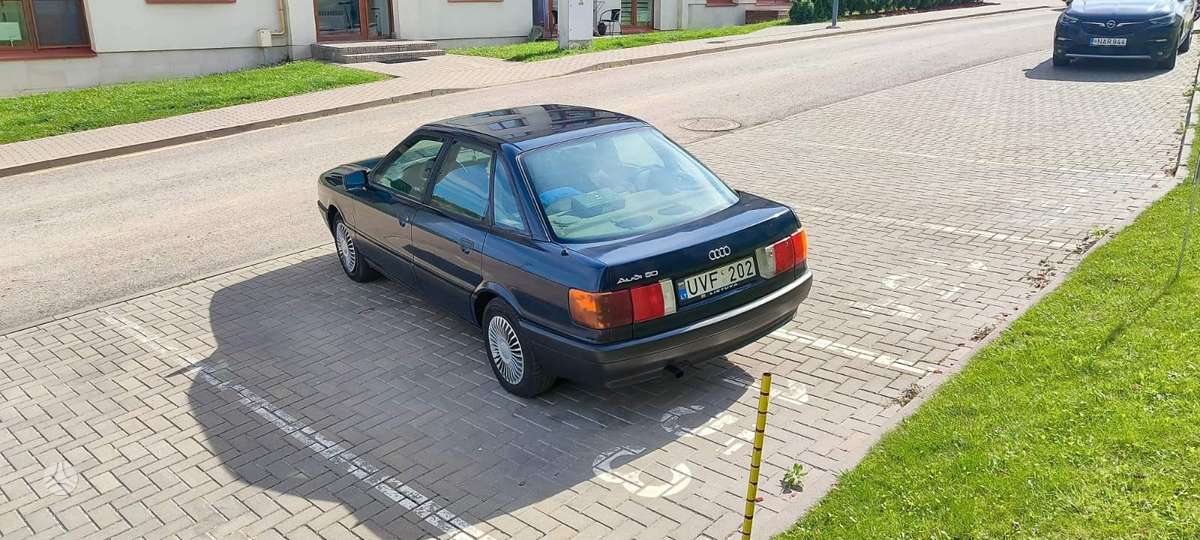 Audi 80, 1.9 l., Седан