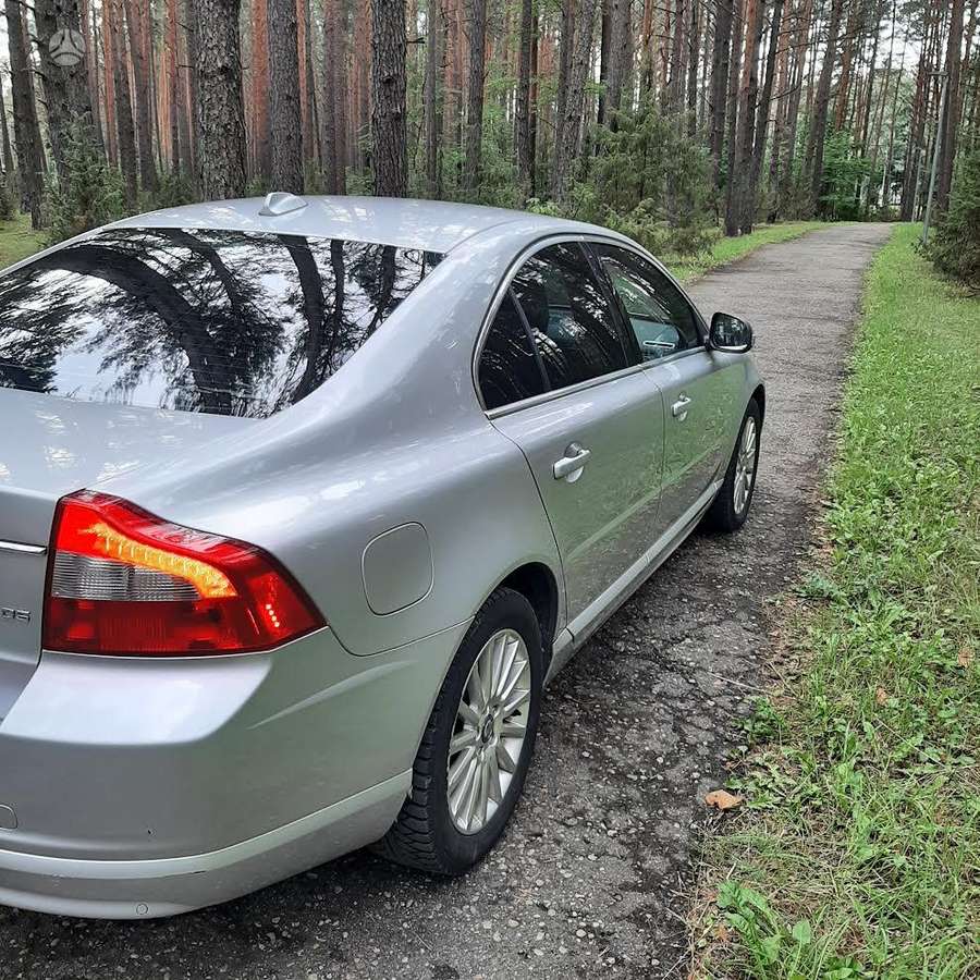Volvo S80 - 2