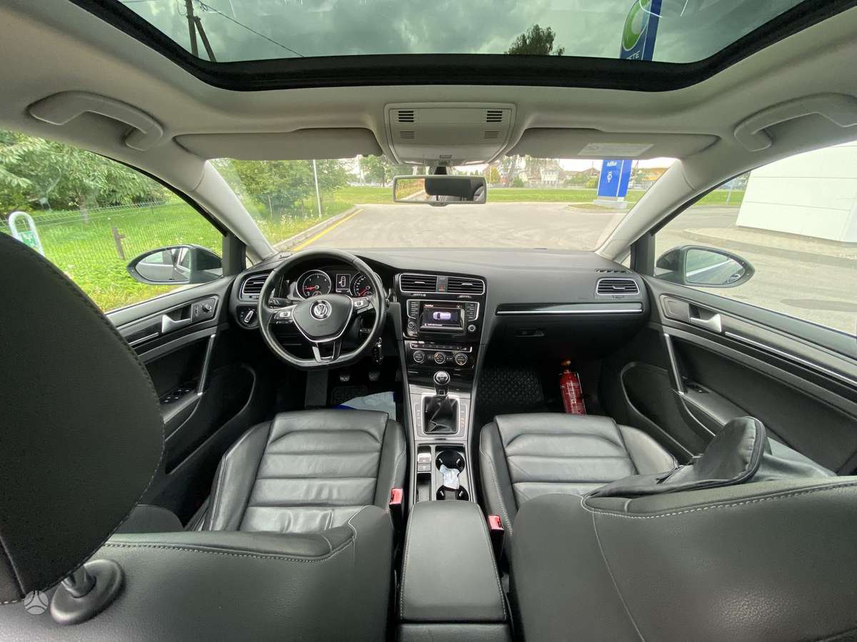 Volkswagen Golf - 7
