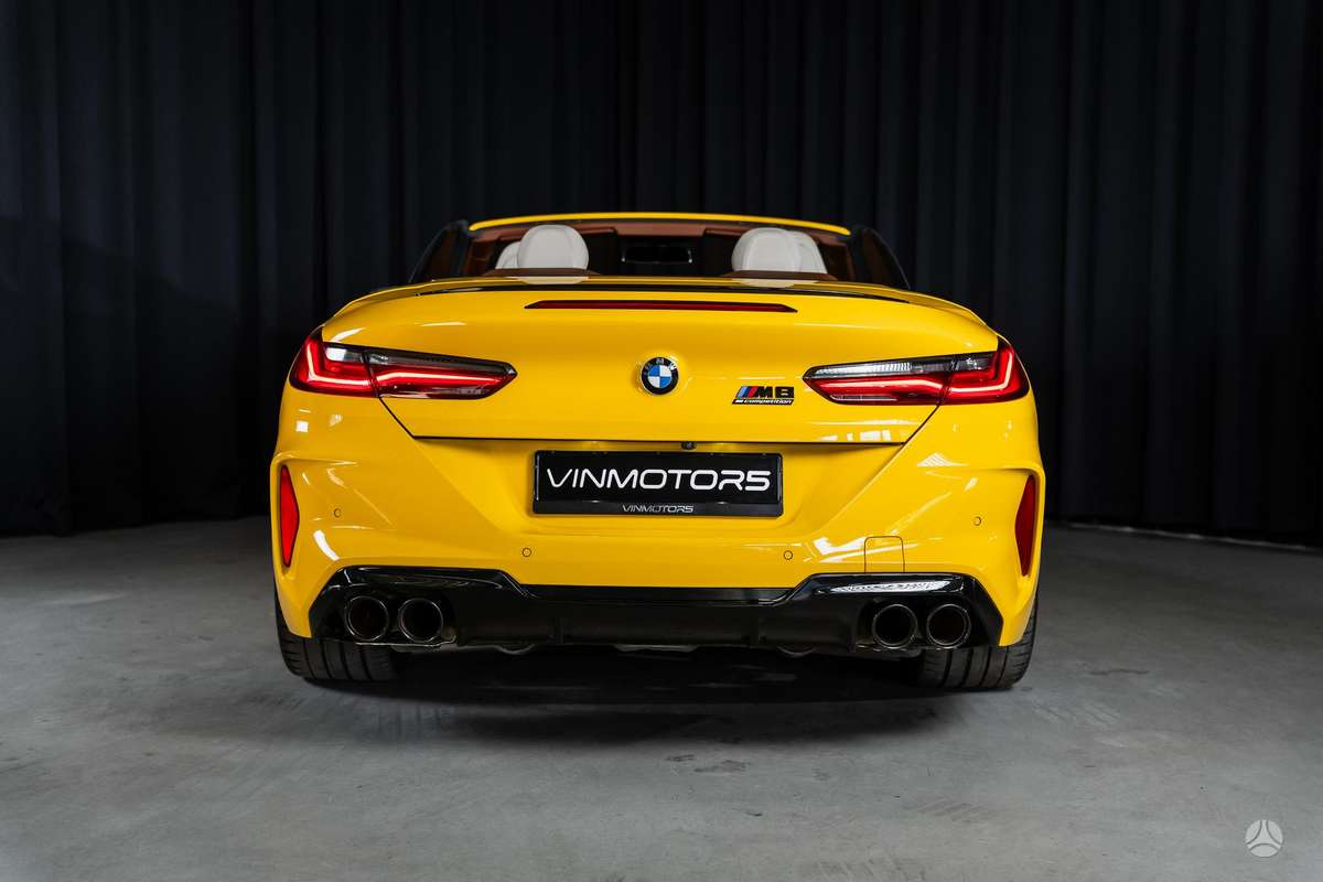 BMW M8, 4.4 l., convertible
