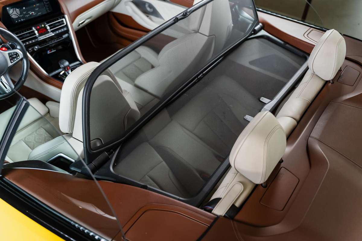 BMW M8, 4.4 l., convertible