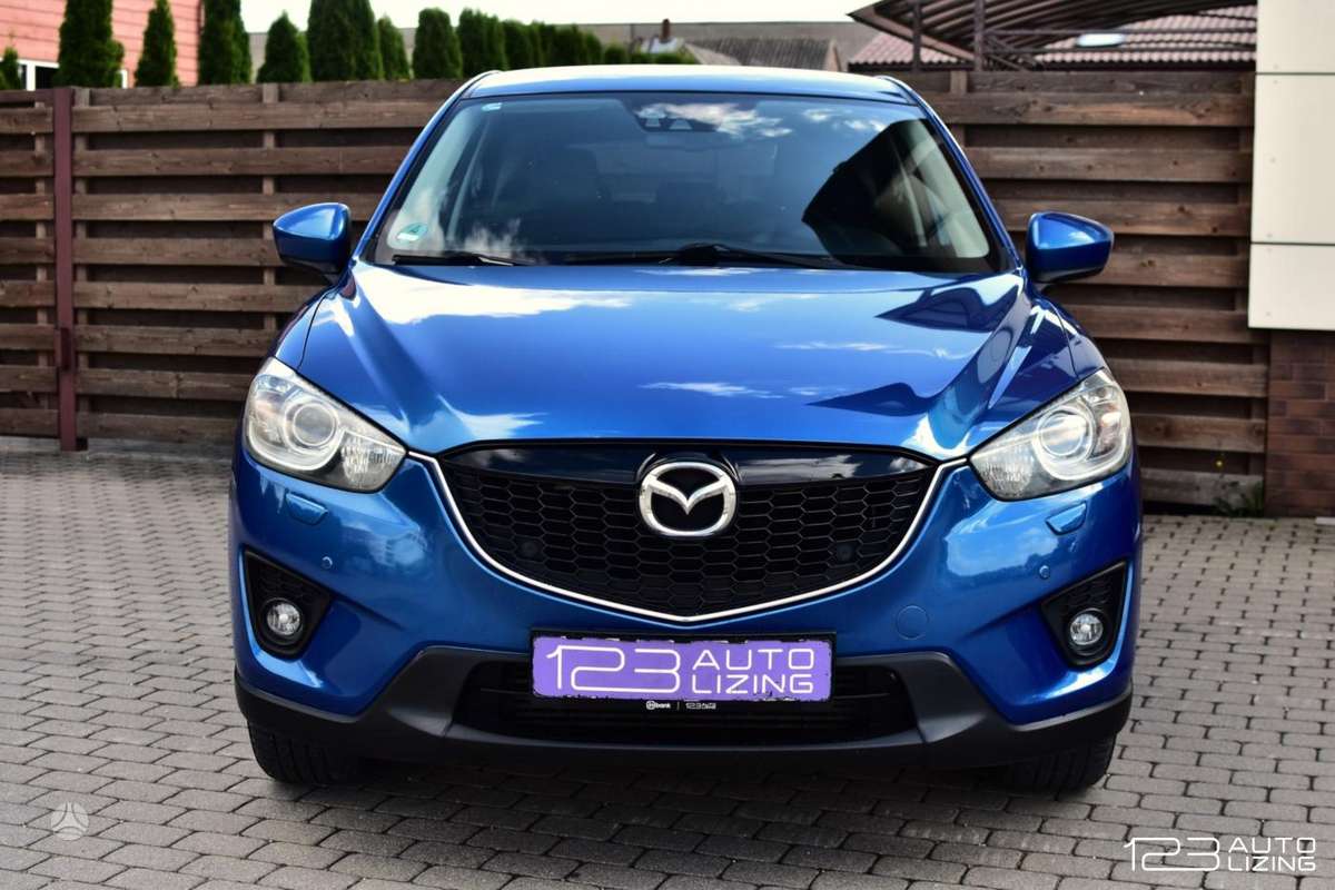 Mazda CX-5, 2.2 l., off-road / crossover