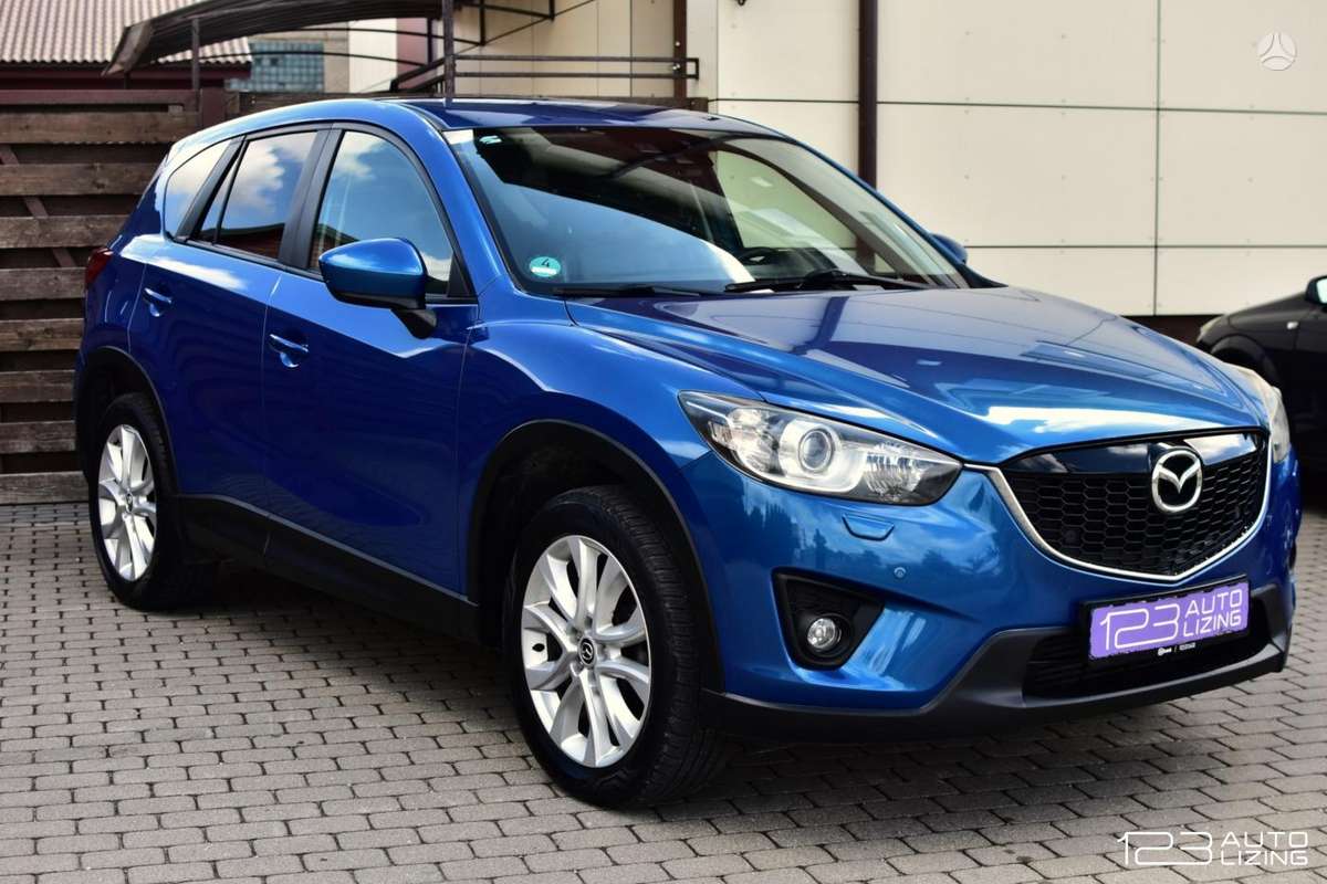 Mazda CX-5, 2.2 l., off-road / crossover