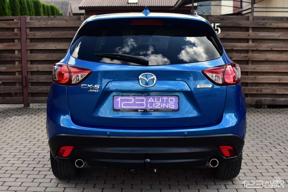 Mazda CX-5, 2.2 l., off-road / crossover