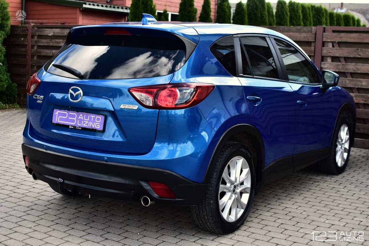 Mazda CX-5, 2.2 l., off-road / crossover