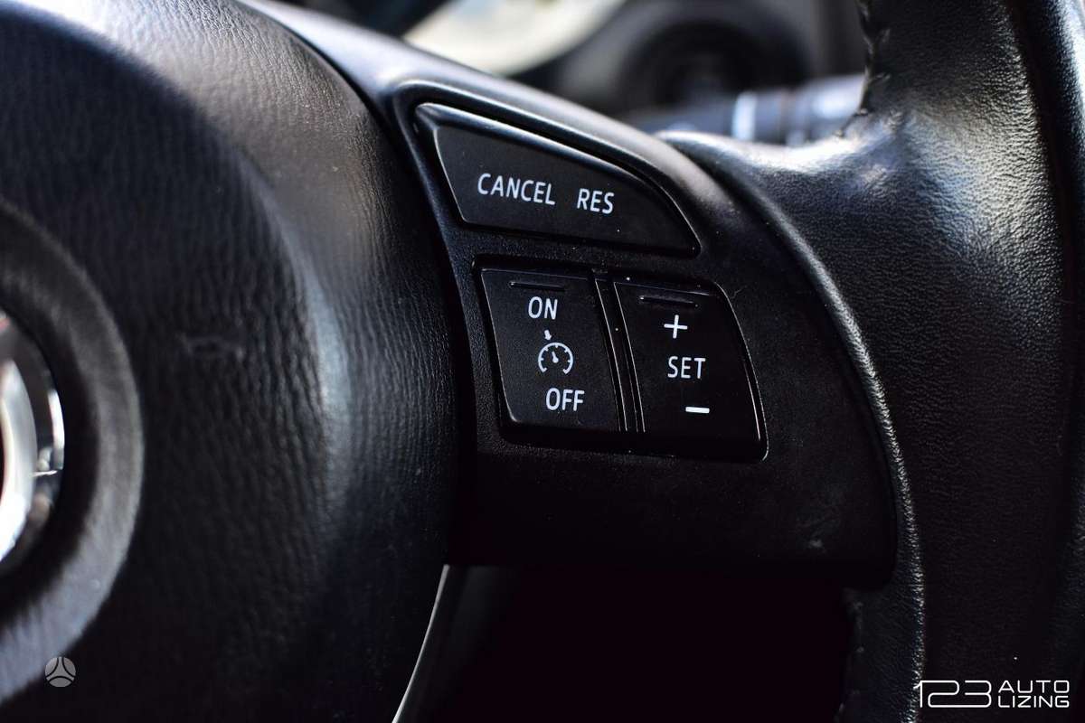 Mazda CX-5, 2.2 l., off-road / crossover