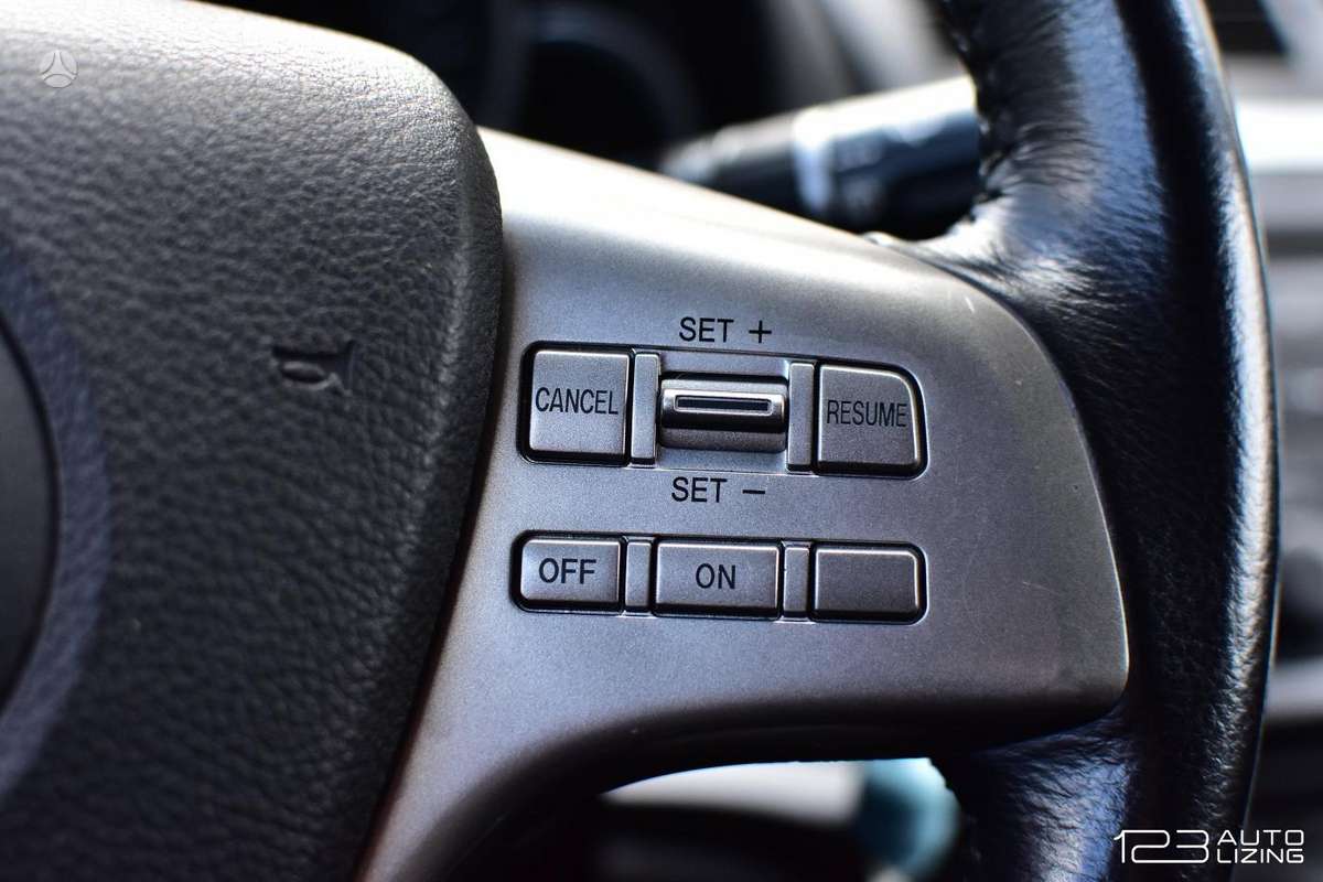 Mazda 6, 2.0 l., hatchback